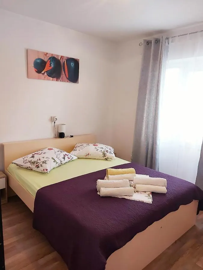 Apartment Apartman Luana Kampor Croatia