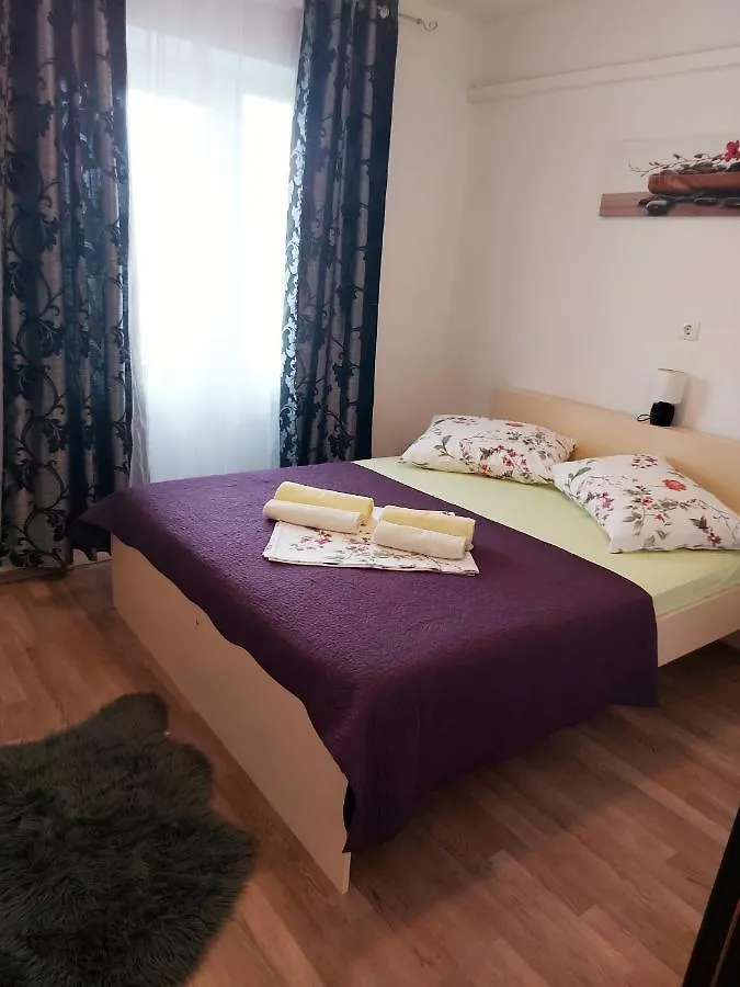 Apartman Luana Kampor 0*,